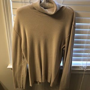 ribbed cream turtle neck